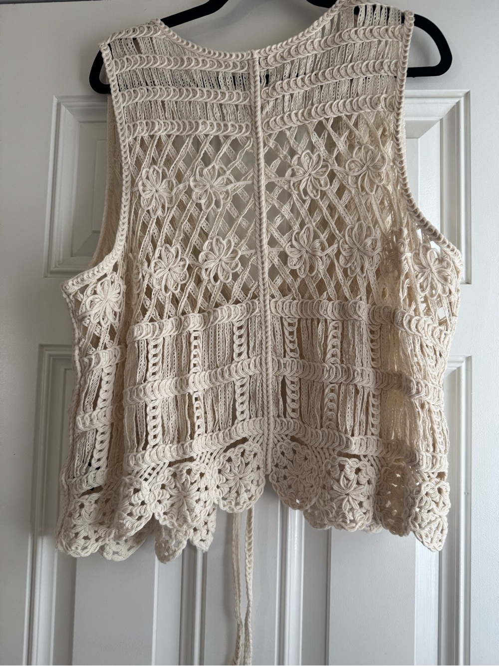 NWOT Torrid Cream Crochet Top - Picture 6 of 9